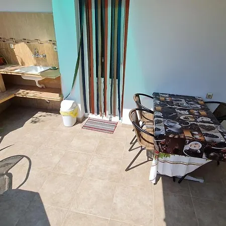 Casa de hóspedes Fema 3*